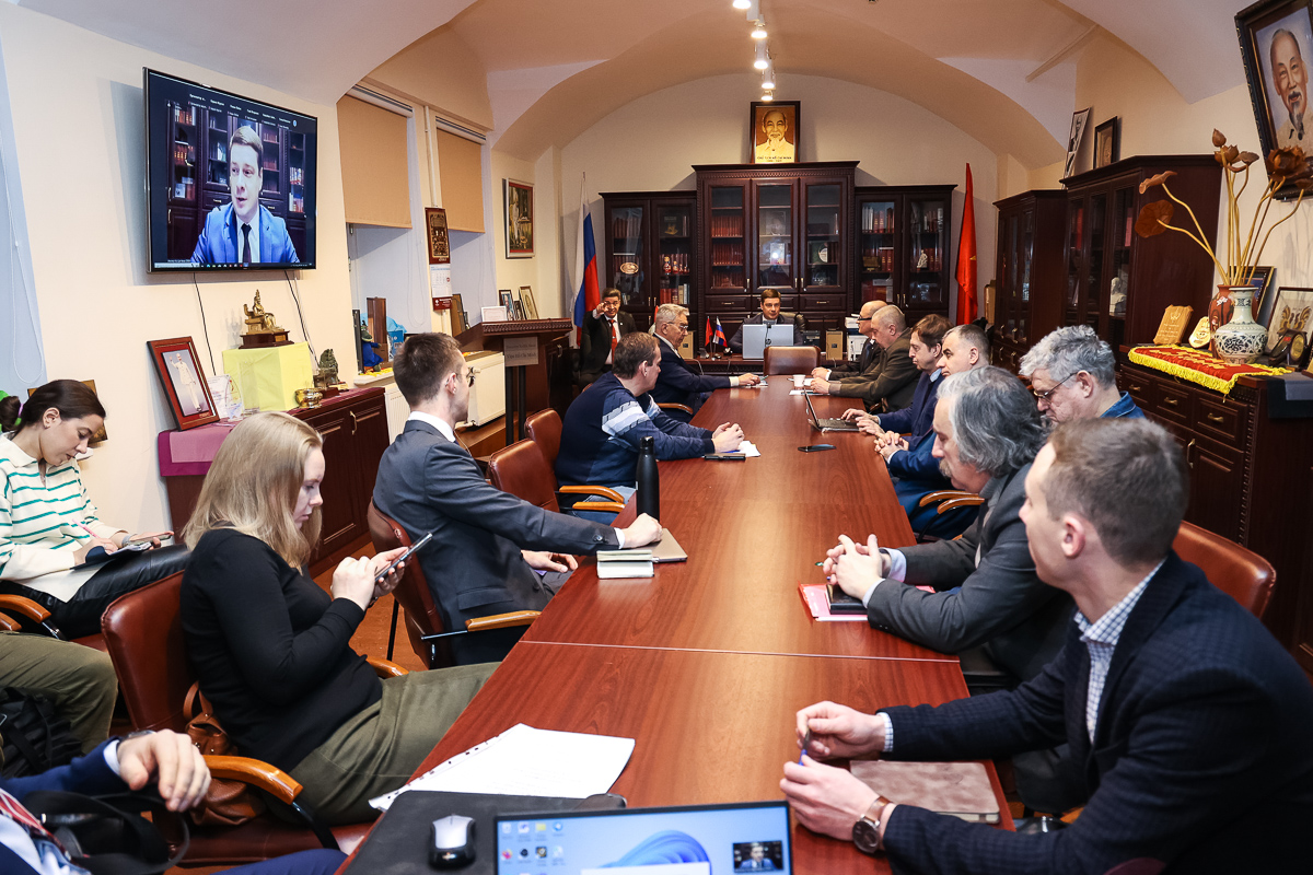 From the Middle East to Eastern Europe: St Petersburg University experts discussed problems of the Eurasian arc of instability and geopolitical outcomes of 2022